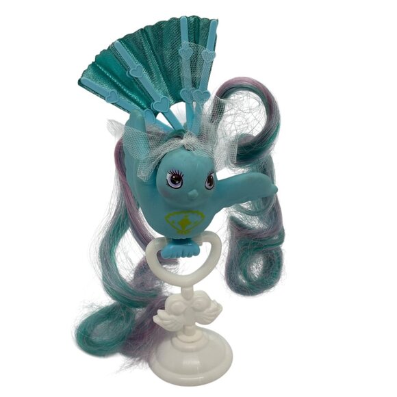 Vintage Hasbro Fairy Tails Fan Flutter Tails Blue Bird My Little Pony G1 & Stand - Picture 1 of 12